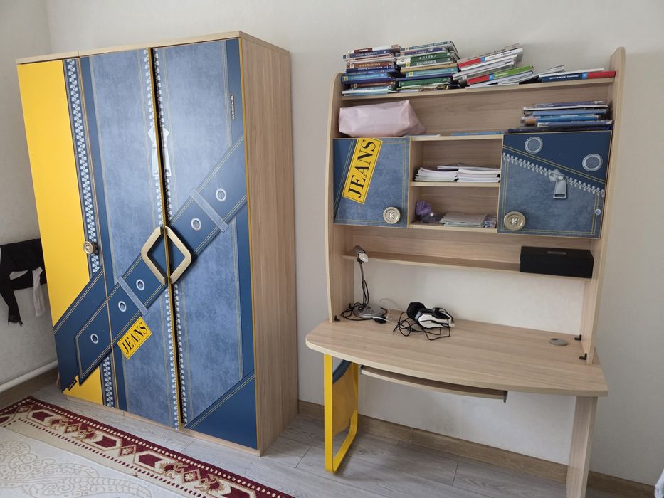 Детский мебель в отличным состояние