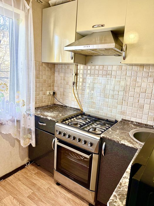 Продам 2 к кв на против Акимата