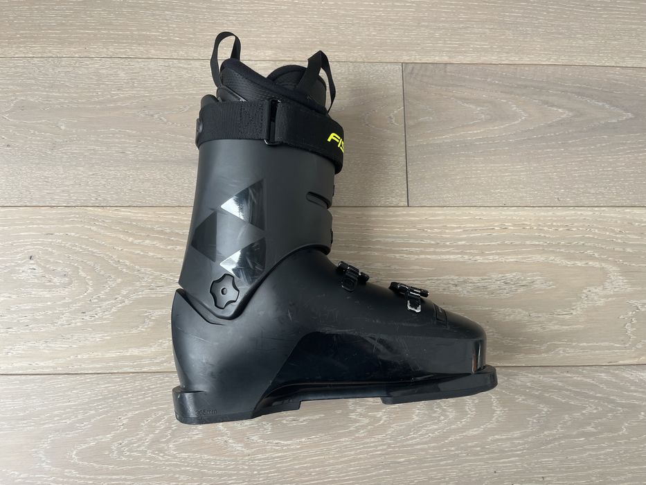 Лыжные ботинки Fischer RC4 the curv 110