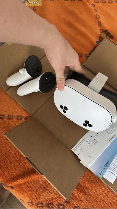 VR-очки Oculus Quest 3S