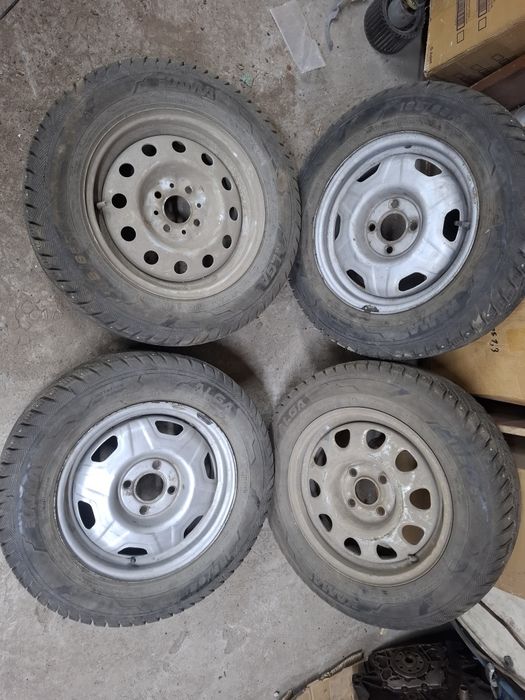 Продам резину R14-R15