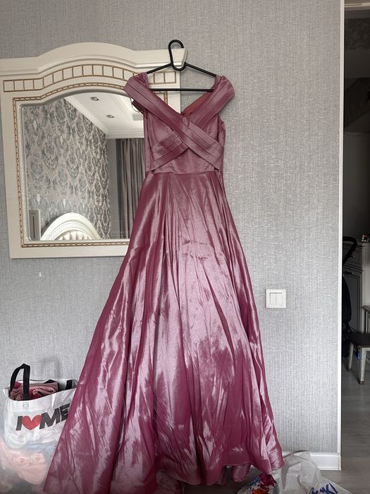 Платье вечернее, макси длина