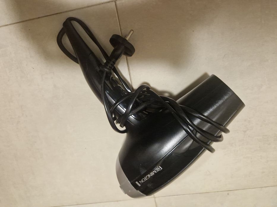 Uscator, ondulator, perie rotativă, placa par