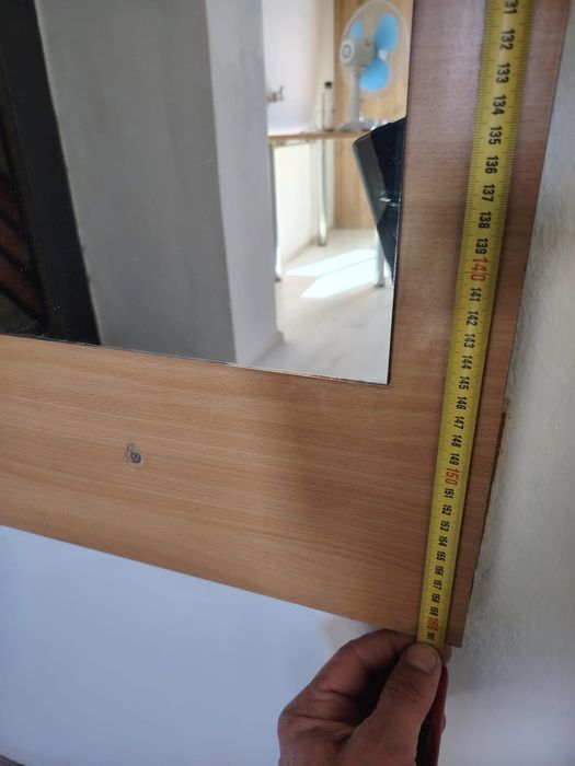 Cuier hol compus din doua corpuri.Oferta îl dau urgent