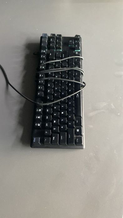 Продам клавиатуры hyperx allow origins