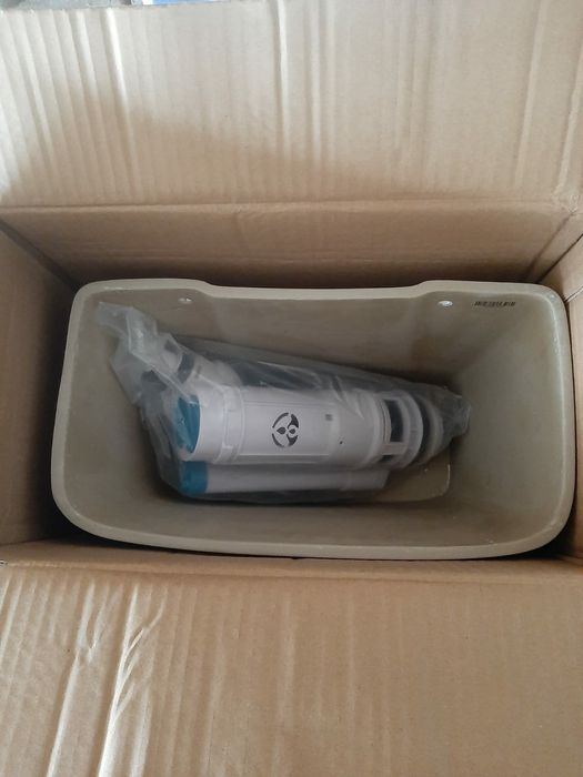 Продам навые унитазы отличного качество