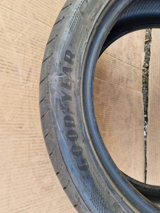 1 Goodyear R18 225/45 Лятна гума  DOT0922