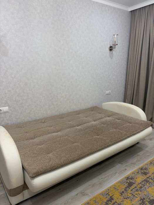 Продам диван книжка