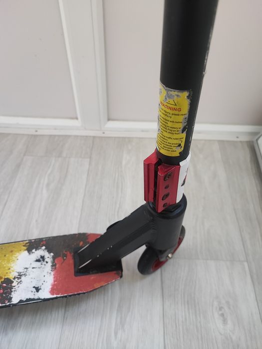 Продам самокат детский