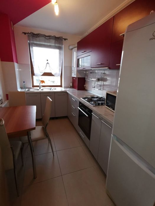 Închiriez garsonieră