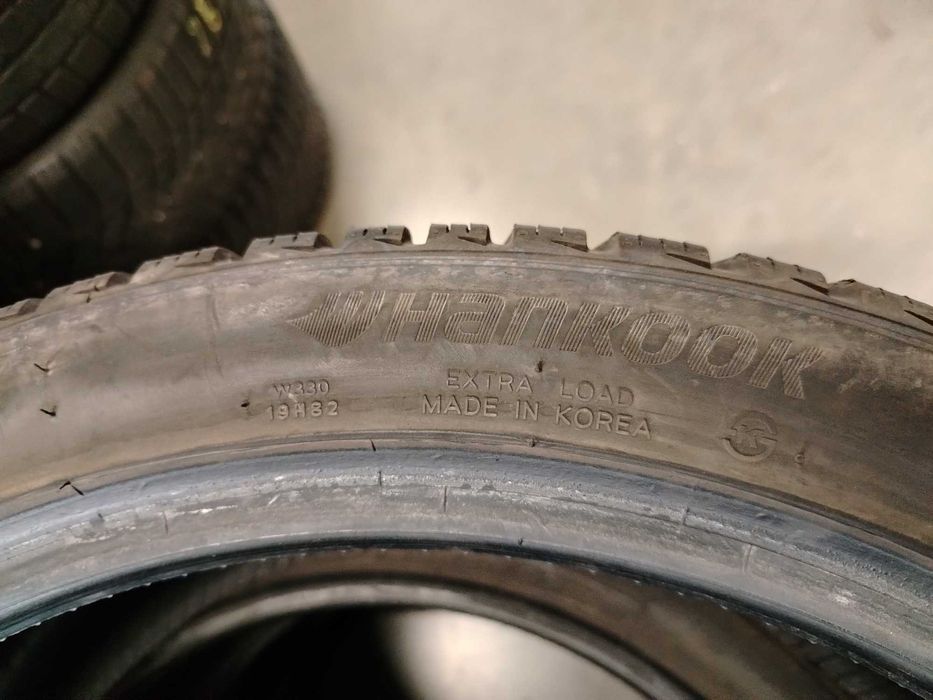 4бр.зимни гуми 245/40/20 Hankook