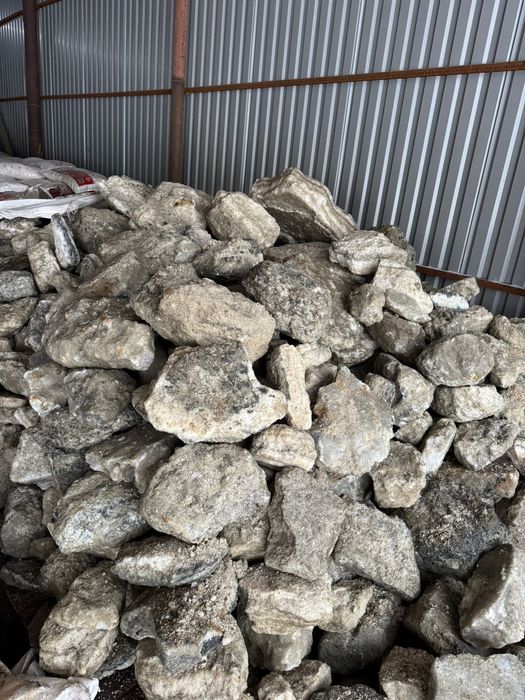 Соль росыпью. И комковая