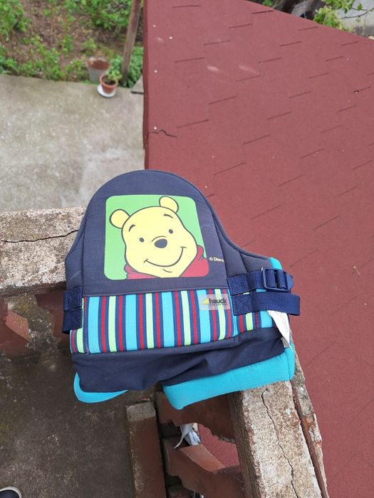 Продавам детска комбинирана количка hauck 3в1