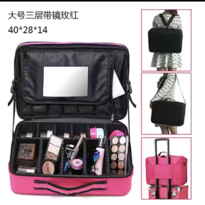 Кейс для косметики. Чемодан для косметики