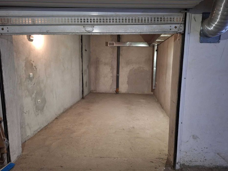 Продава се Гараж / Паркомясто в Велико Търново, Бузлуджа - 20 кв.м за 1075 €/кв.м - Снимка #5