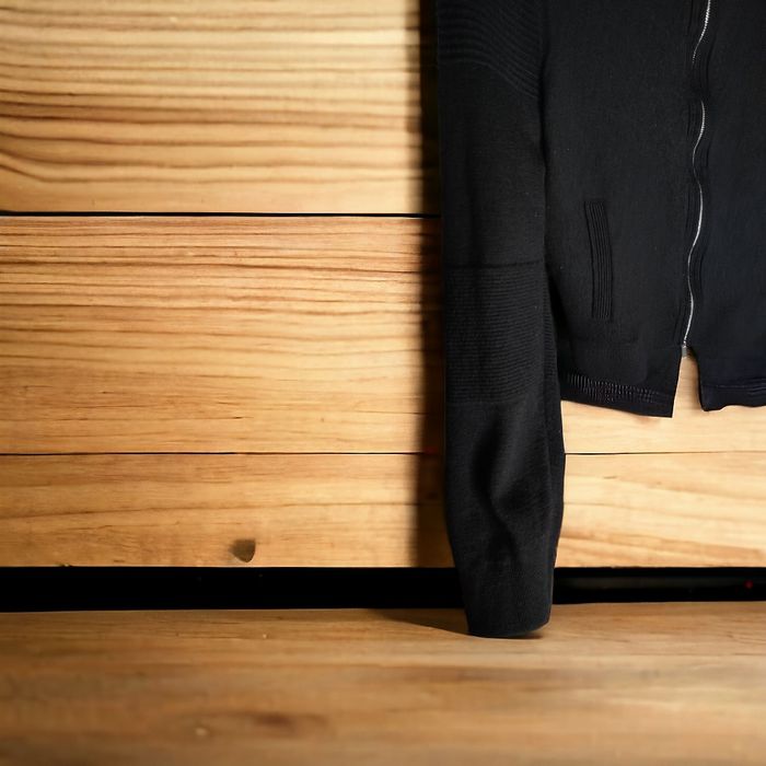 Hugo Boss оригинална мъжка вълнена жилетка S/M