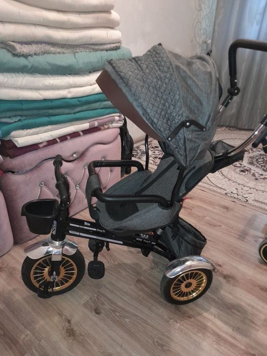 Продам детский велосипед коляска