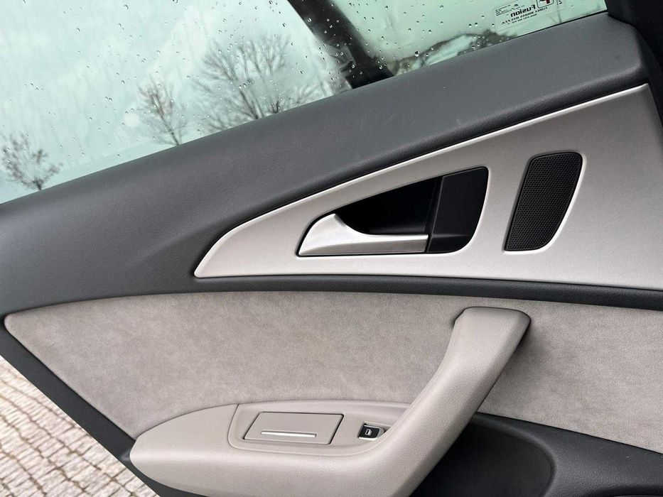 Vand Audi A6 Limoisine Ultra S-line 190 CP Culoare deosebită maro