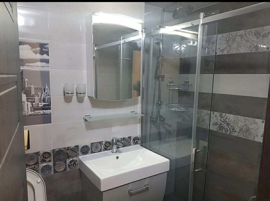 Дава се под наем Тристаен апартамент в София, Лагера - 95 кв.м за 750 € - Снимка #10