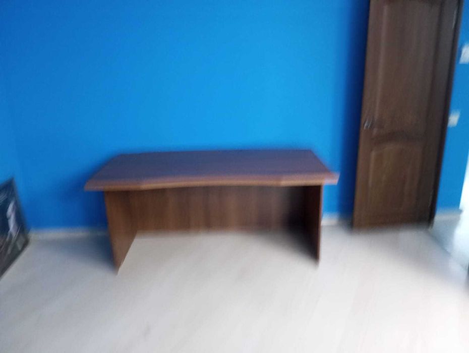 Продается офисный мебель