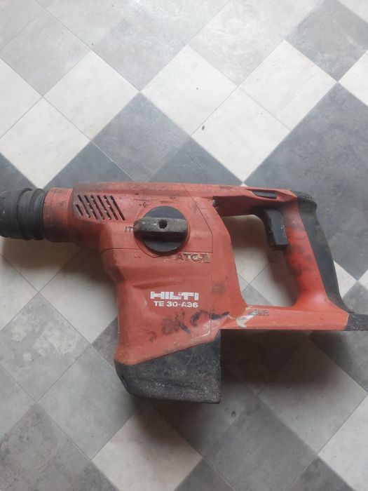 Scule electrice  de vanzare