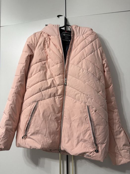 Горнолыжный женский костюм