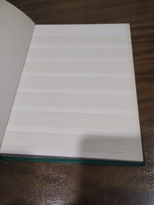 Класьори за марки