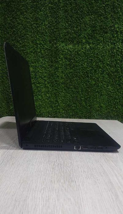 Ноутбук HP Laptop 15-bs1xx/ i3-5005U /8ГБ /128ГБ/ HD Graphics 5500