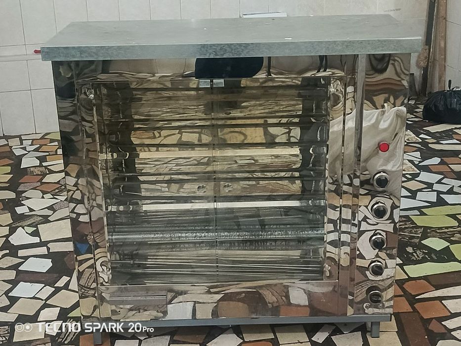 Электр гриль аппарати сотилади.
Кафе, ресторан, ошхона ва фастфудлар у