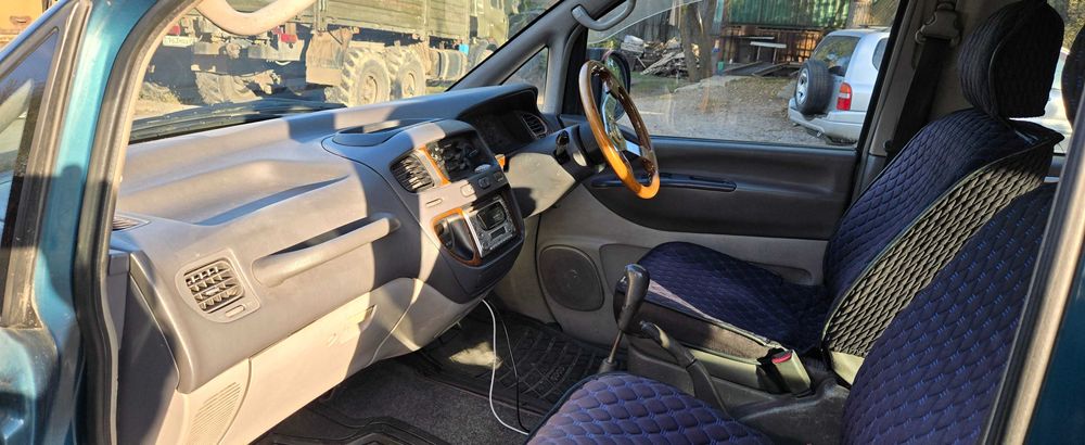 Mitsubishi Delica 1995 г.