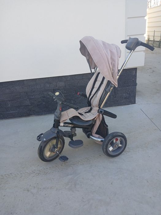 Vând urmatoarele:carut sport(300ron),tricicleta 200,tarc copii(300)