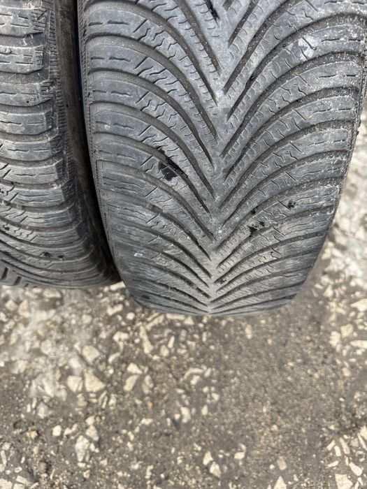 4 боря зимни гуми Michelin 205/55 R16 Dot 1514 ном 518