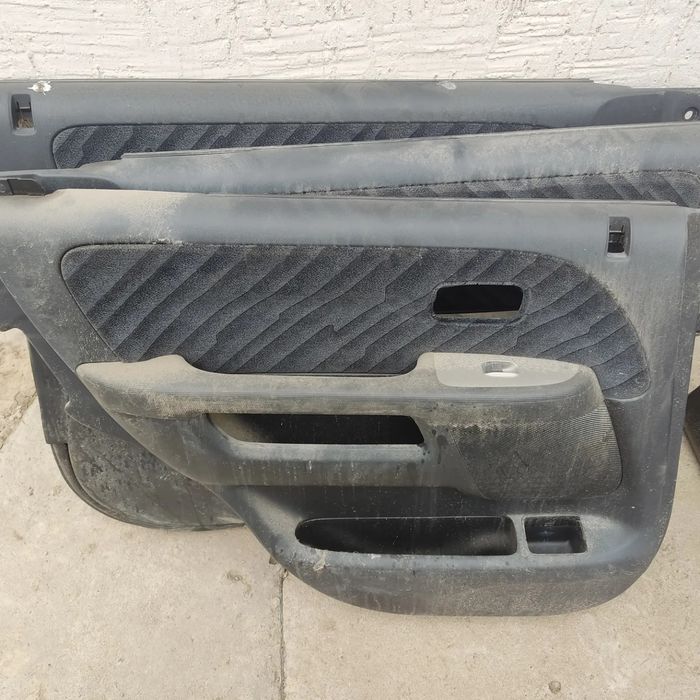 Обшивки Honda CR-V rd5-rd7