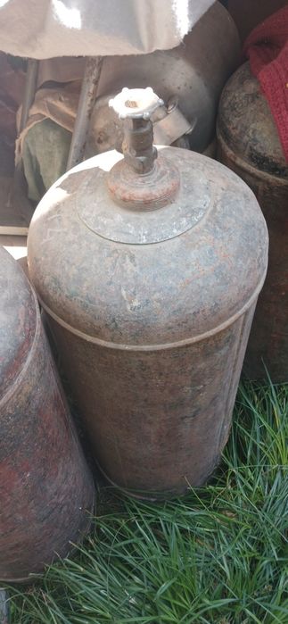 Продам  газовый баллон