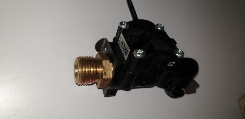 Fluxostat Viessmann Vitopend 100 WH1B