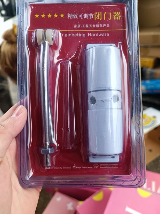 Автоматичен автомат за затваряне на врата