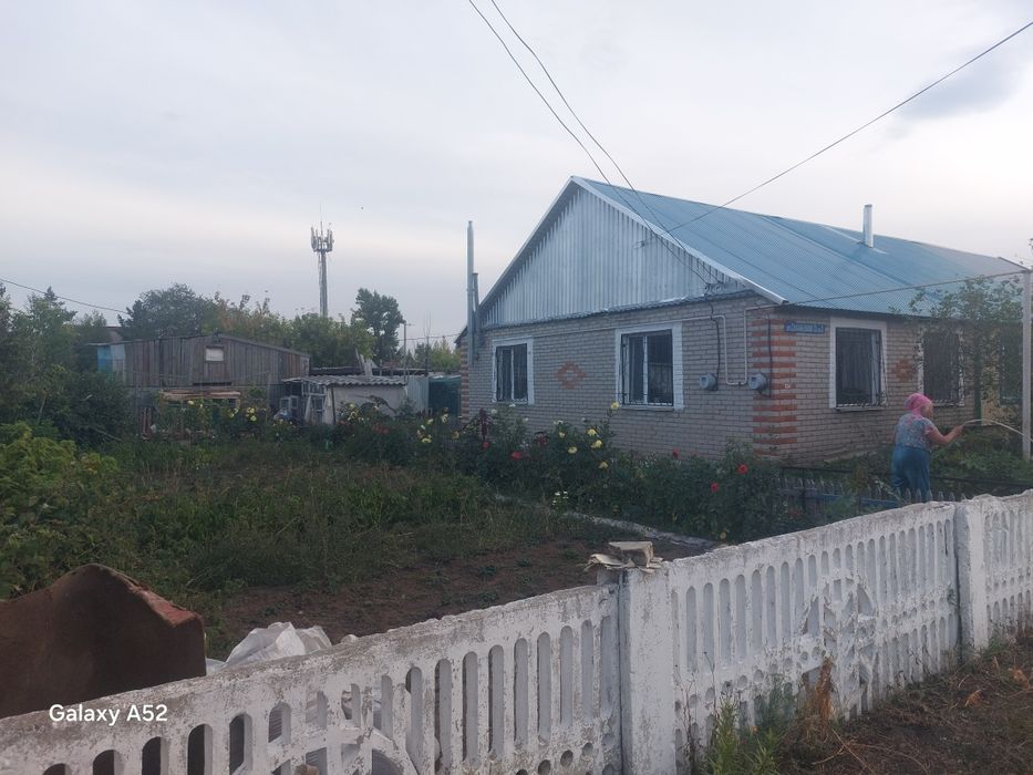 Продам дом на 3 - хозяина