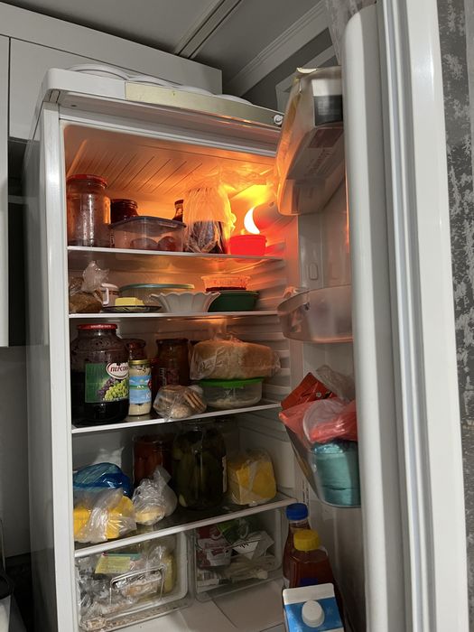 Продам холодильник