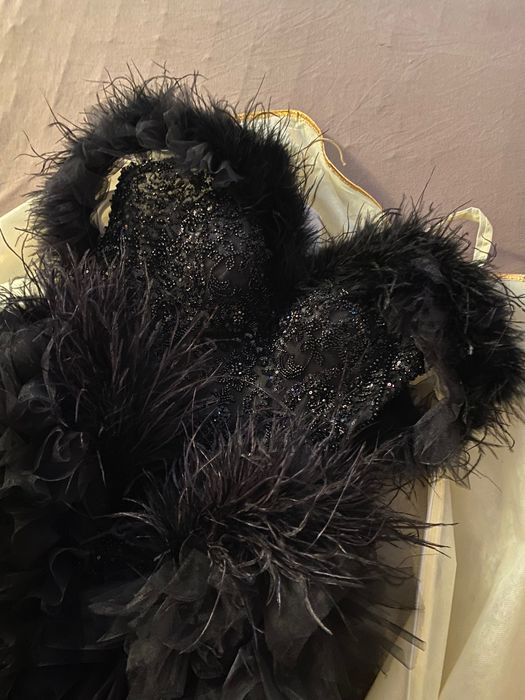 Дизайнерска бална рокля