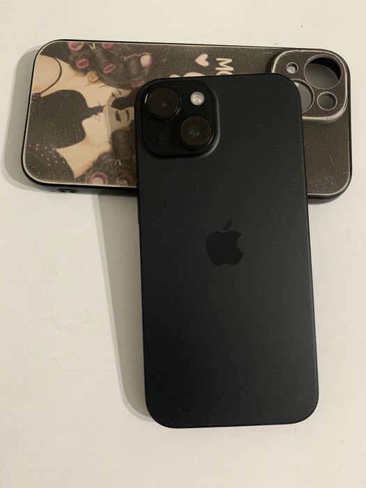 Продам iPhone 15