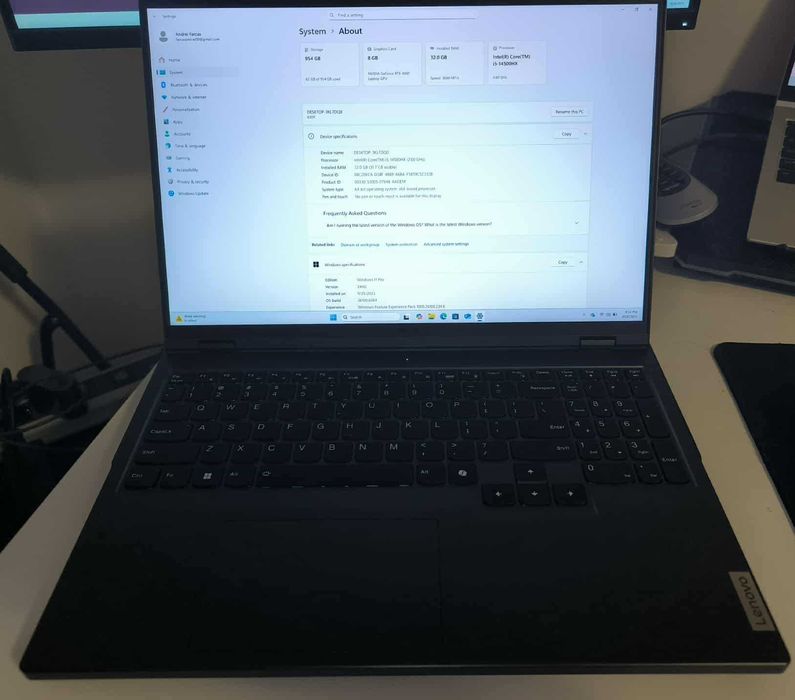 Lenovo Legion Pro 5 16IRX9