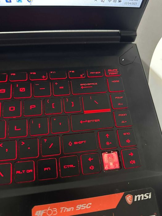 Laptop de gaming MSI GF63