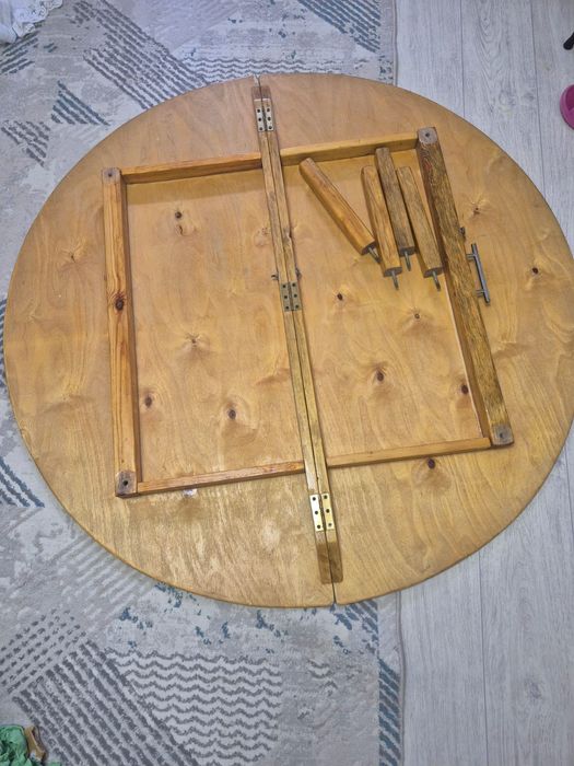 Продам два стола