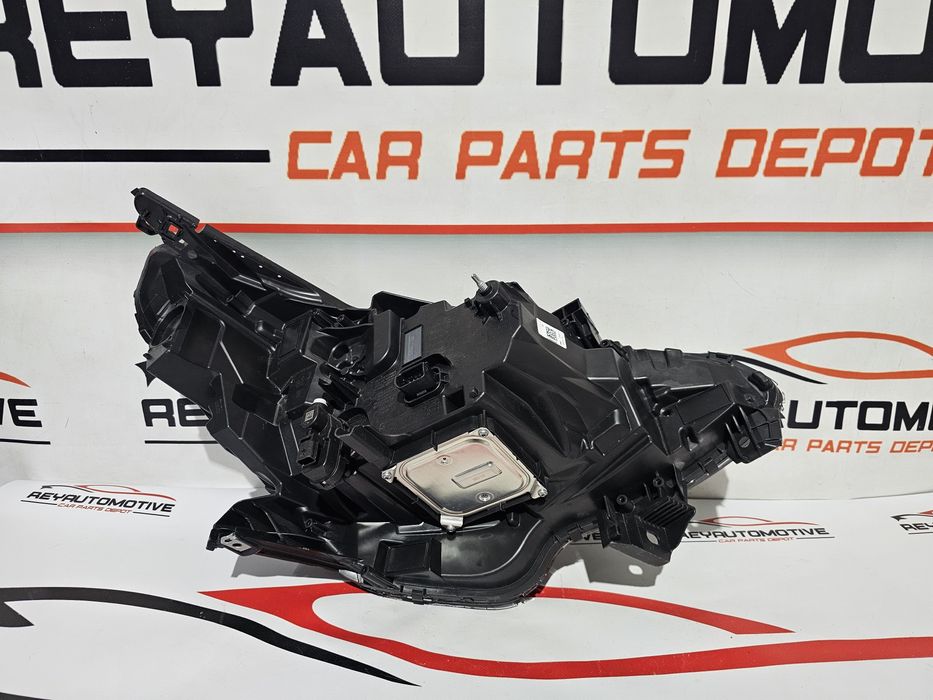 Far stanga led Renault Clio 5 dupa 2019 cod 260609987R