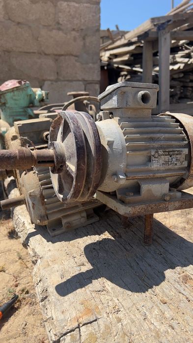 Электродвигатель