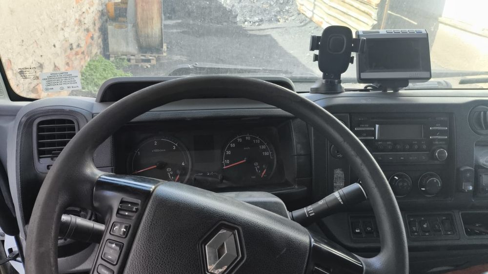 Продаю грузовую  автомашину