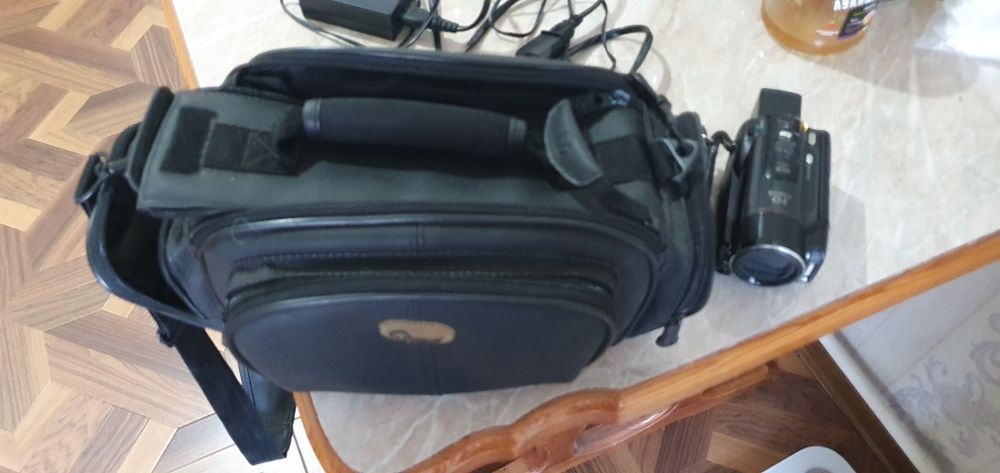 Продаётся  цифровой видио камера