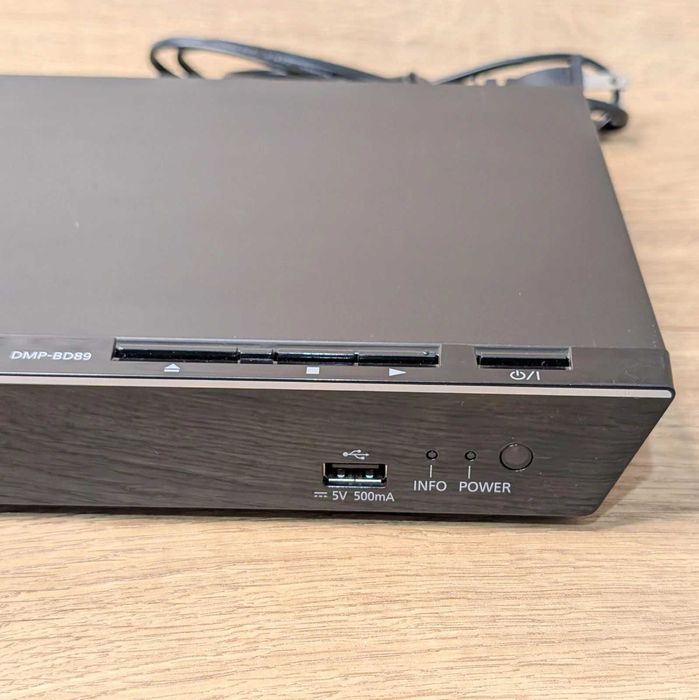 Panasonic Full HD DISC  Blu-ray /DVD Player MP3 JPEG