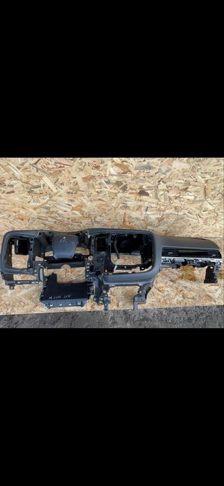 Арматурно табло с Airbag Mitsubishi Outlander 2015-2019год.