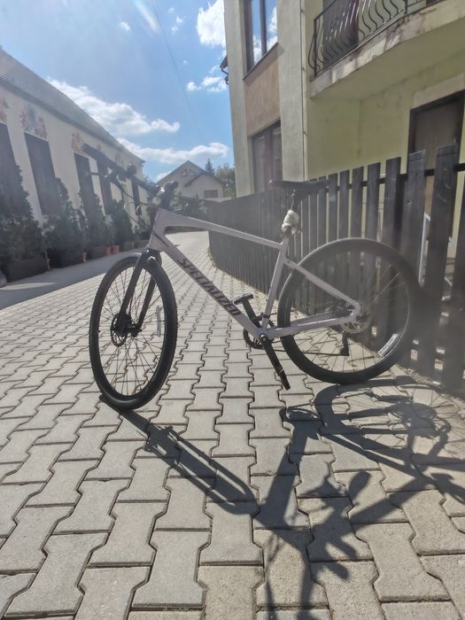 Bicicleta specialized sirrus x 2.0x